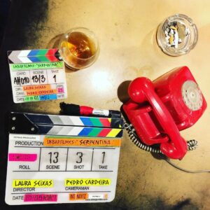 Joana Pais de Brito Instagram - 1. A claquete mais pequena do Mundo.
2. A claquete mais pequena do Mundo e sua mãe. 
✨
@ukbarfilmes 
@laurimucas 
@pedromccardeira 
📷@laurafrederico_