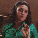 Joana Pais de Brito Instagram - A Mãe é Que Sabe❤️❤️❤️ Um filme (que ameiiiiiiii fazer), realizado pelo @nunorocha_ , onde fui mãe da @mariajoaoabreuoficial , da @pipareosa, da @catarinalopesrebelo e da @dalilacarmo... como? É a magia do cinema!☺️ E também, não menos importante, esposa do garboso @filipevargas. ✨ Amanhã, @amaeequesabeofilme na @rtppt