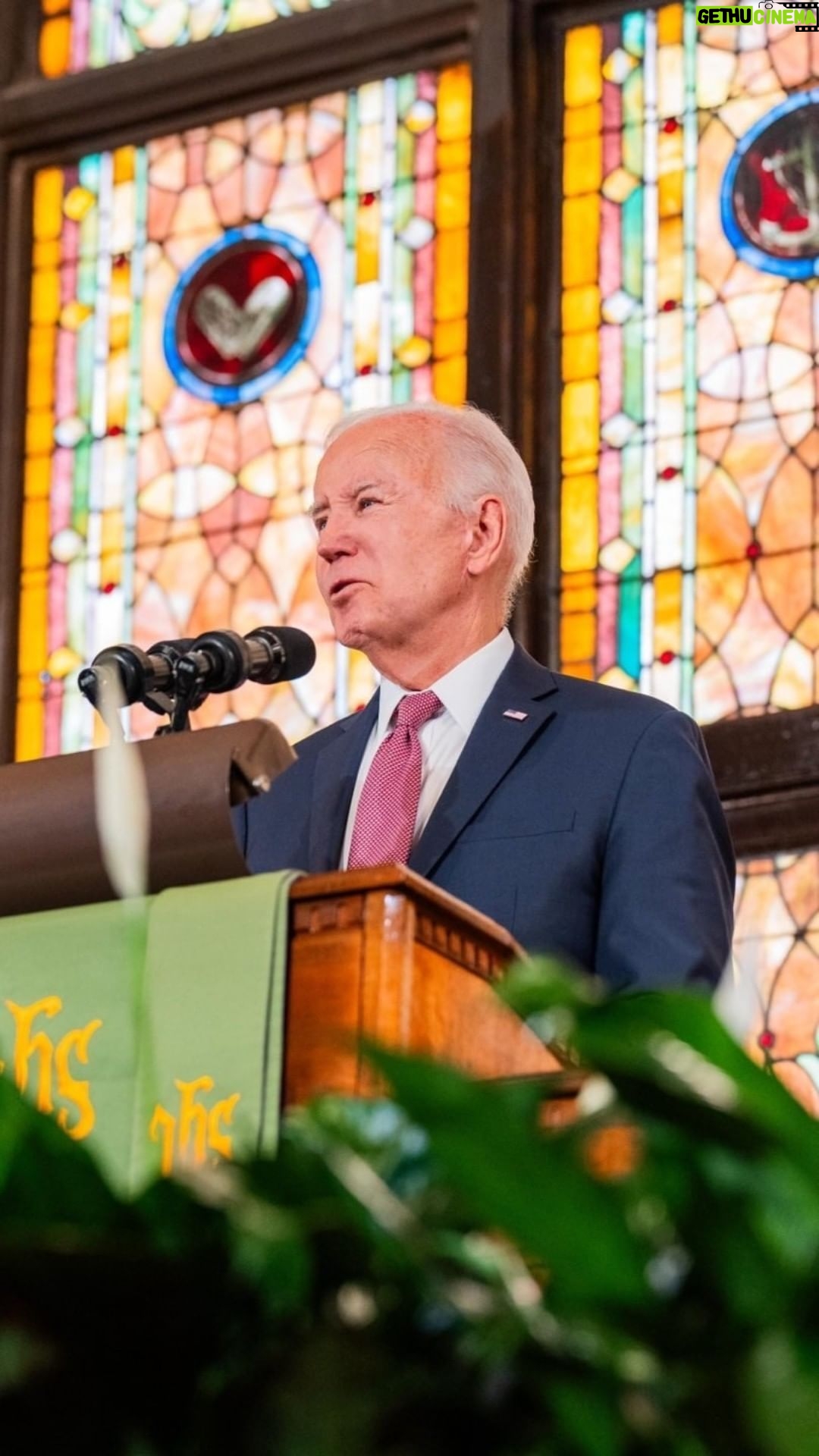 Joe Biden Instagram - Let me be clear for those who don't seem to know: Slavery was the cause of the Civil War.