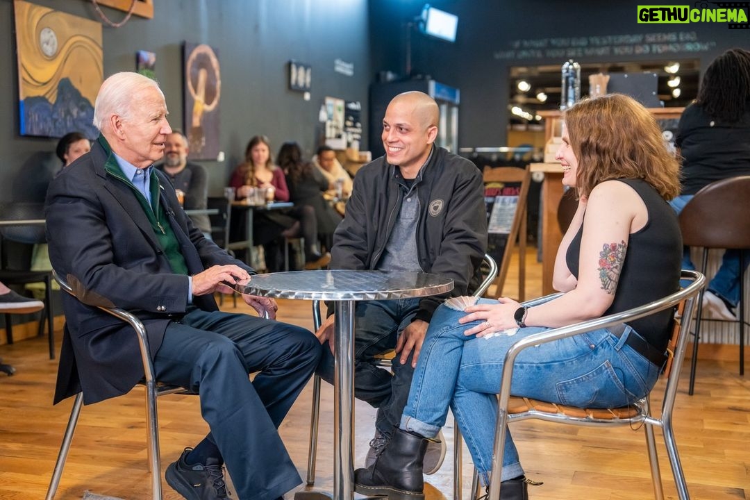 Joe Biden Instagram - Yesterday, we learned that the U.S. economy grew 3.1% over the past year while adding another 2.7 million jobs. Core inflation has moved back down towards the pre-pandemic benchmark. That’s good news for American families and workers, but our work is not done yet.
