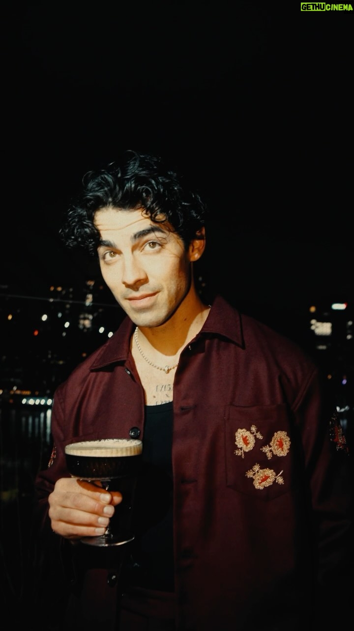 Joe Jonas Instagram - CUP OF COCOA at @sohohouse 🤎 DUMBO House