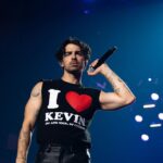 Joe Jonas Instagram - We ❤️ you New “I Heart” tees now available in our store. Get yours!