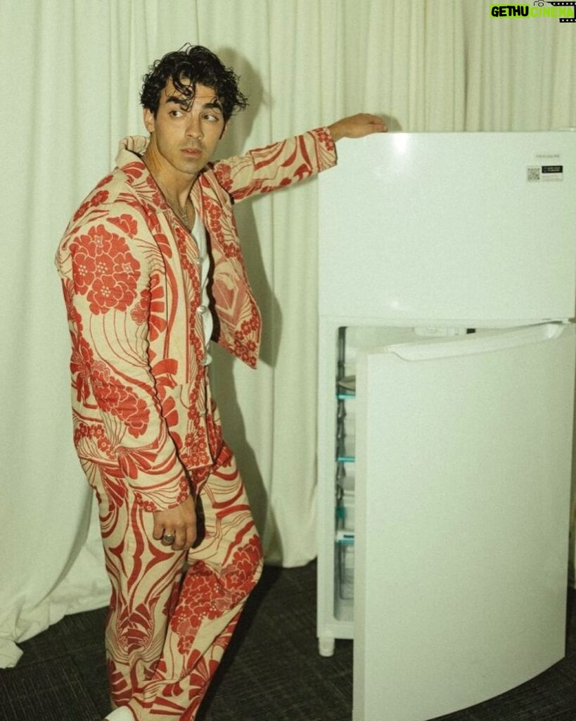 Joe Jonas Instagram - I Love Refrigerators