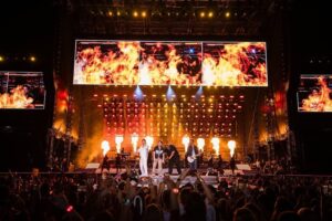 Joe Jonas Instagram - Last night felt like a movie. What was your favorite part?! For me it was when the rain only came down during intermission and ended right as we started the second act 🤯 

Makes you wonder… Can Jonas fans control the weather 🤔 See you again tonight for round 2!!
