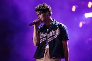Joe Jonas Instagram - Last night felt like a movie. What was your favorite part?! For me it was when the rain only came down during intermission and ended right as we started the second act 🤯 

Makes you wonder… Can Jonas fans control the weather 🤔 See you again tonight for round 2!!
