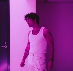 Joe Jonas Instagram - 🖤😛🩷