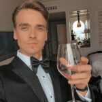 Joe Sugg Instagram - Cannes film festival… très bien