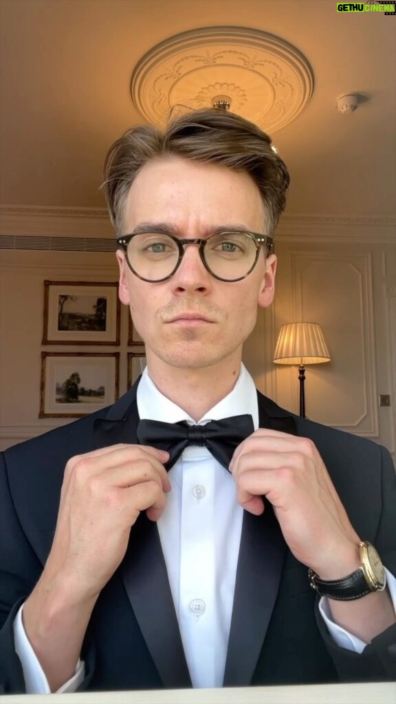 Joe Sugg Instagram - Gifted - Come with us to the @bafta’s 23 with @sanpellegrino_official ❤ #sanpellegrino #eebaftas