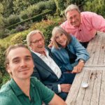 Joe Sugg Instagram – What a gang 🔥#loveyourweekendwithalantitchmarsh