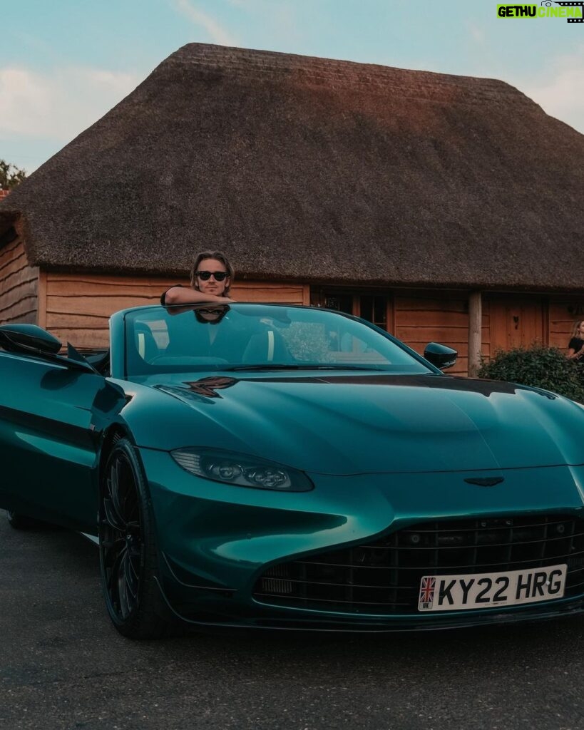 Joe Sugg Instagram - What a wonderful weekend at @wildernessreserve with @astonmartinlagonda driving some of their beautiful vehicles around the countryside and beaches, making some memories! #astonmartin #intensitydriven #prtrip #thankyou