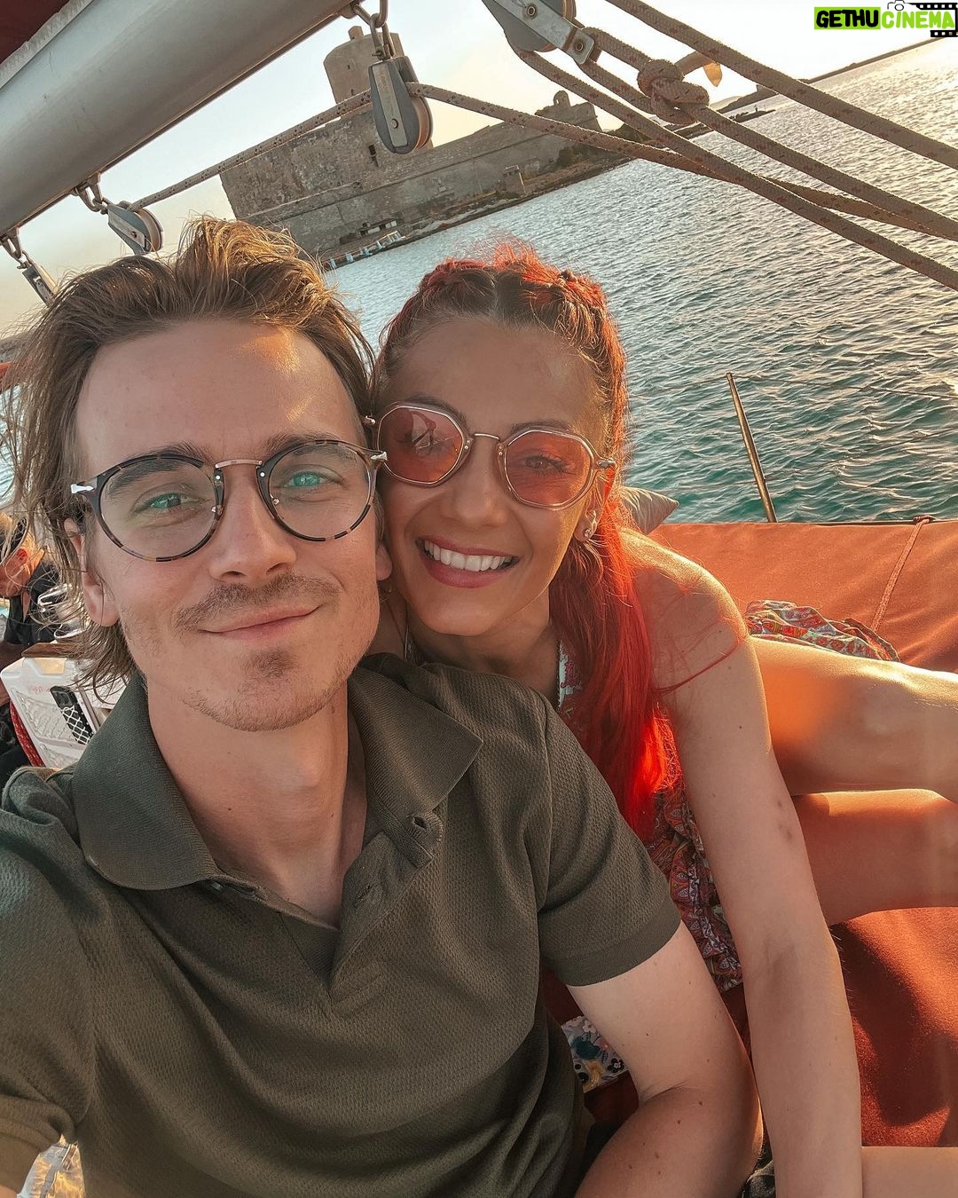 Joe Sugg Instagram - Here’s a big steamy photo dump for you. New vlog of day three of our holiday going up this eve 🙌🏼