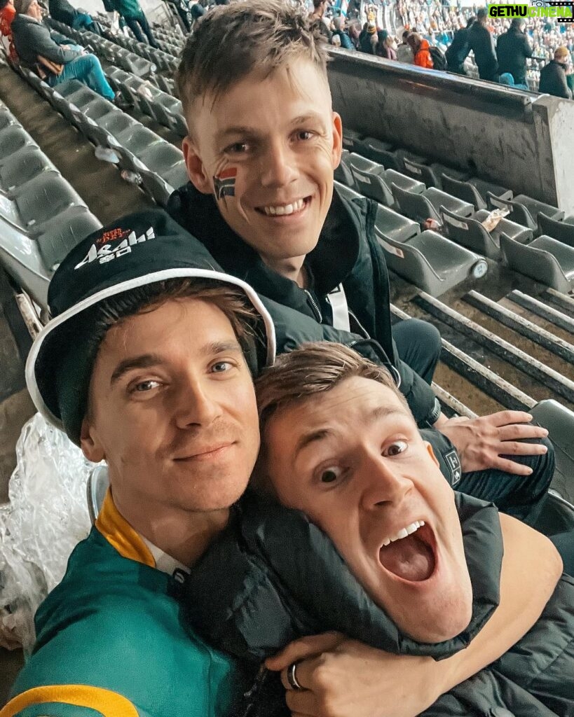 Joe Sugg Instagram - Had a blast celebrating @caspar_lee’s team winning the World Cup and breaking records (@oliwhite being there too was the cherry on top) thanks to @asahisuperdryuk for gifting us the memories #giftedtrip #Beyondexpected #drinkresponsibly bedrinkaware.co.uk