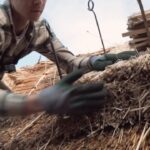 Joe Sugg Instagram – The relaxing sounds of a roof being thatched.. is there anything better? NEW FULL VIDEO of me going back to my old job up on my YouTube channel now 👍🏼 was great finally meeting up with @thethatchingguy too had such an awesome day 🌾