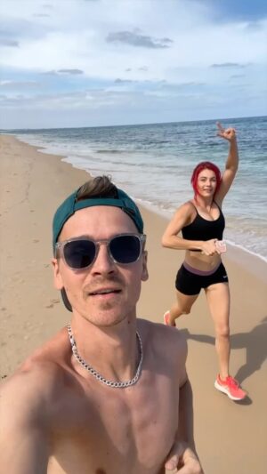 Joe Sugg Instagram - I tried my best to break the Aussie stereotype when it comes to wildlife..