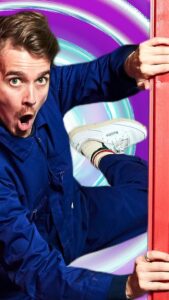 Joe Sugg Instagram - THIS SUNDAY. I bring you a brand new game show pilot to YouTube. VIRTUALLY IMPOSSIBLE 😵‍💫🥽