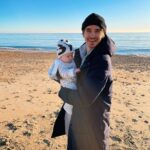 Joe Sugg Instagram - Funcle Joe at the beach.🏖