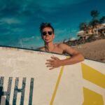 Joe Sugg Instagram - I am small.