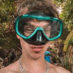 Joe Sugg Instagram - Last dump of my holiday.. Well if you don’t count the one I left under the bed in the hotel.