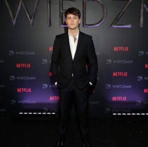 Joey Batey Instagram - Thank you beautiful Poland for just the warmest welcome our @witchernetflix family could ask for. Now I’m going to curl up and binge with the best of you. One more day... ...
Styled by @ellagaskellstylist 
Wearing @ozwald_boateng 
Grooming by @gosia_sulima