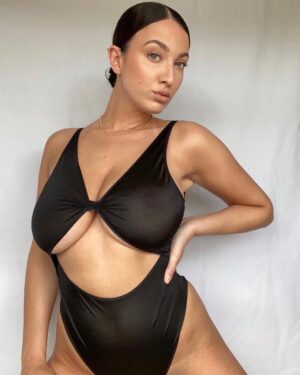Joey Fisher Instagram - Striiiiike me a pose