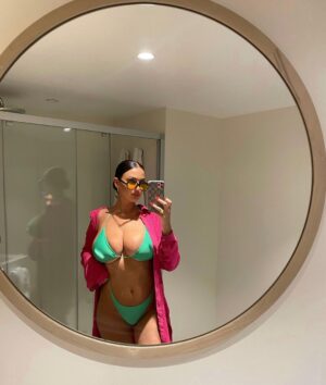 Joey Fisher Instagram - BRB on my holibobs