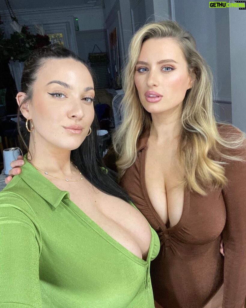 Joey Fisher Instagram - BTS for @maycontaingirl with this minx 🥵 London, United Kingdom