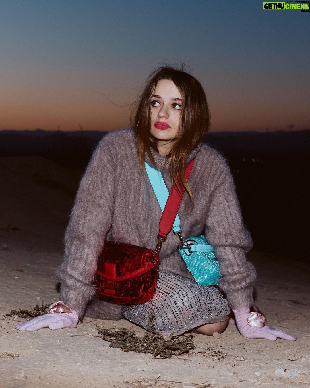 Joey King Instagram - Keep your feet on the ground and keep reaching for the stars with #fendibaguette @fendi #ad