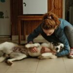 Joey King Instagram - Everyone, meet Fable. She is the newest member of our family🥹 We rescued Fable from the incredible people at @dogroseromania . I’ve never seen a shelter treat it’s animals with such love and empathy. You don’t have to be in România to adopt from them either, they do overseas adoptions all the time and are very used to it. Please consider donating or adopting if you are able. ❤️ We feel so lucky to give Fable a new start. Her and so many others deserve it.