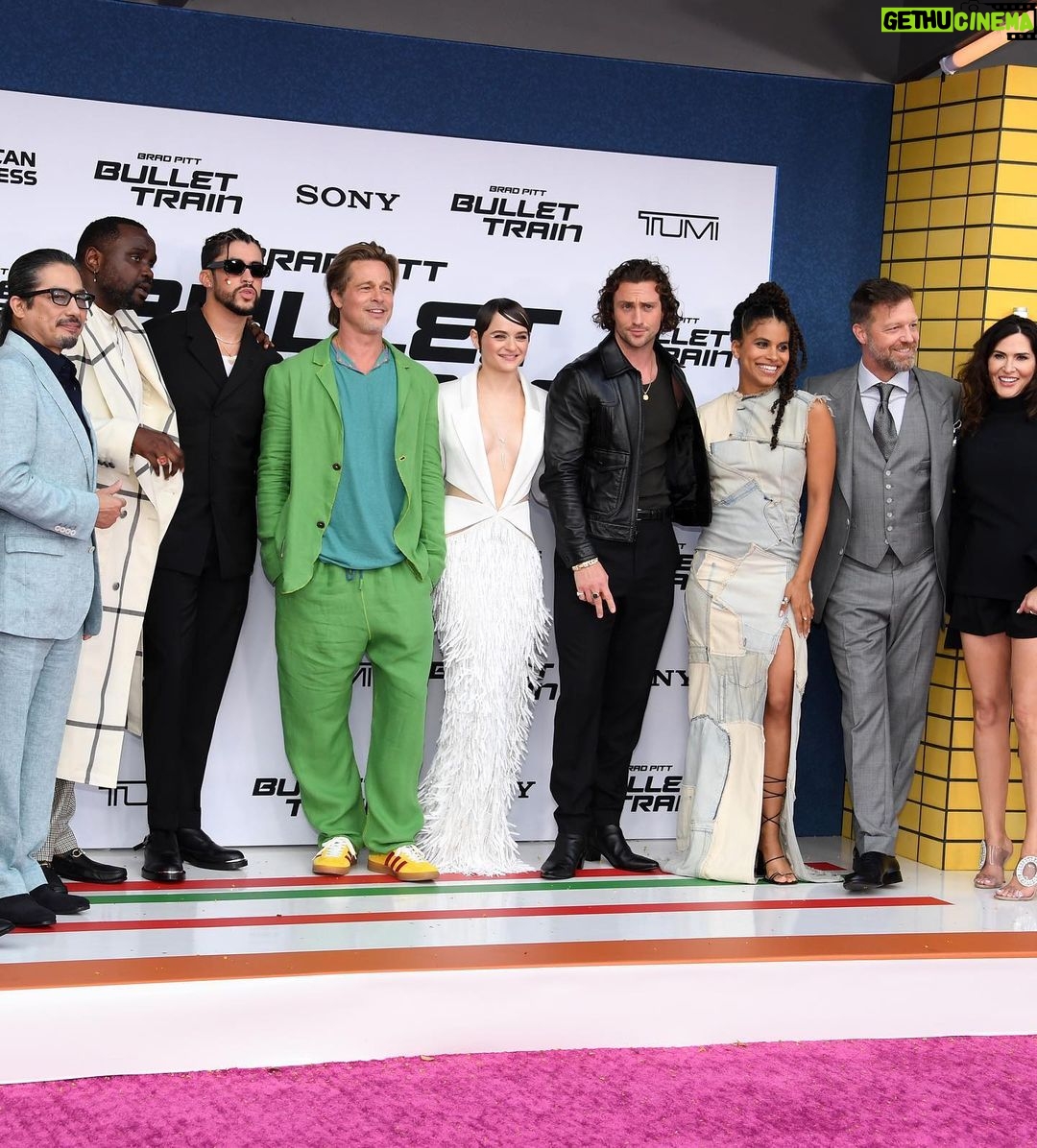 Joey King Instagram - The Bullet Train Los Angeles premiere was just UGH SO GOOD! Celebrating with my family and everyone who came out was so damn joyous. Thank you to my killlerrr team for making this look happen. I truly felt like a badass assassin dressed to kill ❤️🔥 This press tour was insane and I loved every second. Thank you @davidmleitch & @kmc_87n for everything and letting me take on #ThePrince! @bullettrainmovie