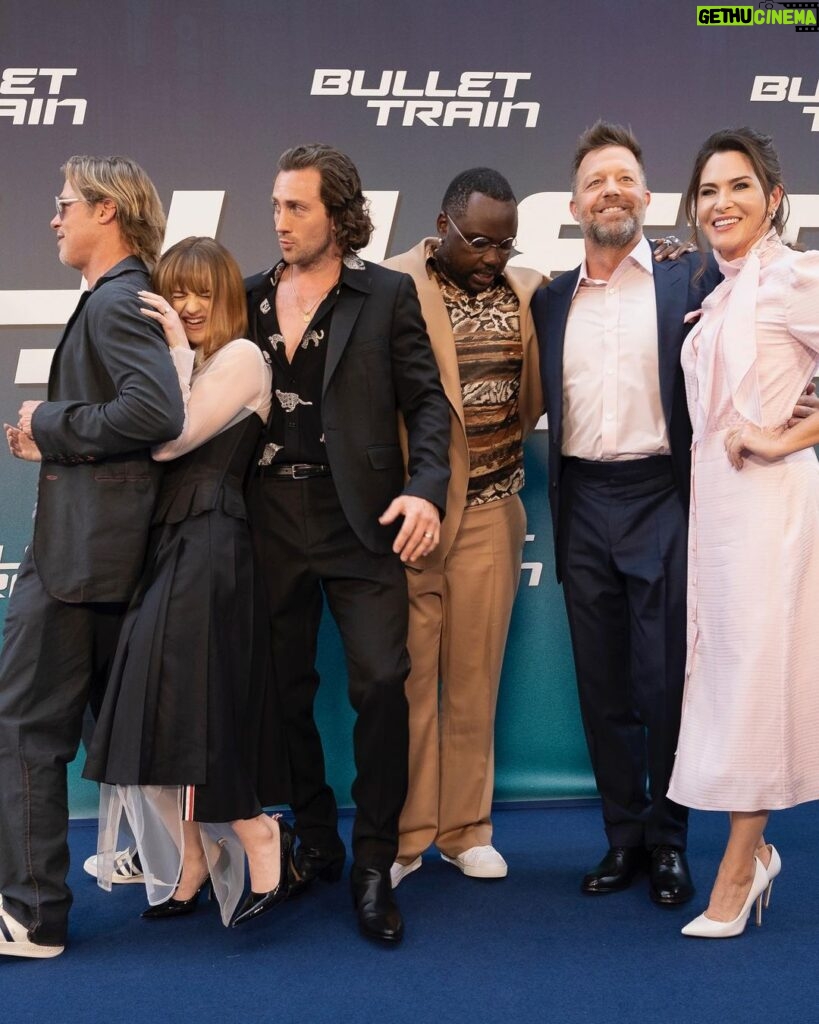 Joey King Instagram - Bullet Train Paris premiere🇫🇷 Idk man…moments like this stick with ya forever. What a fun group of people to do cool things with