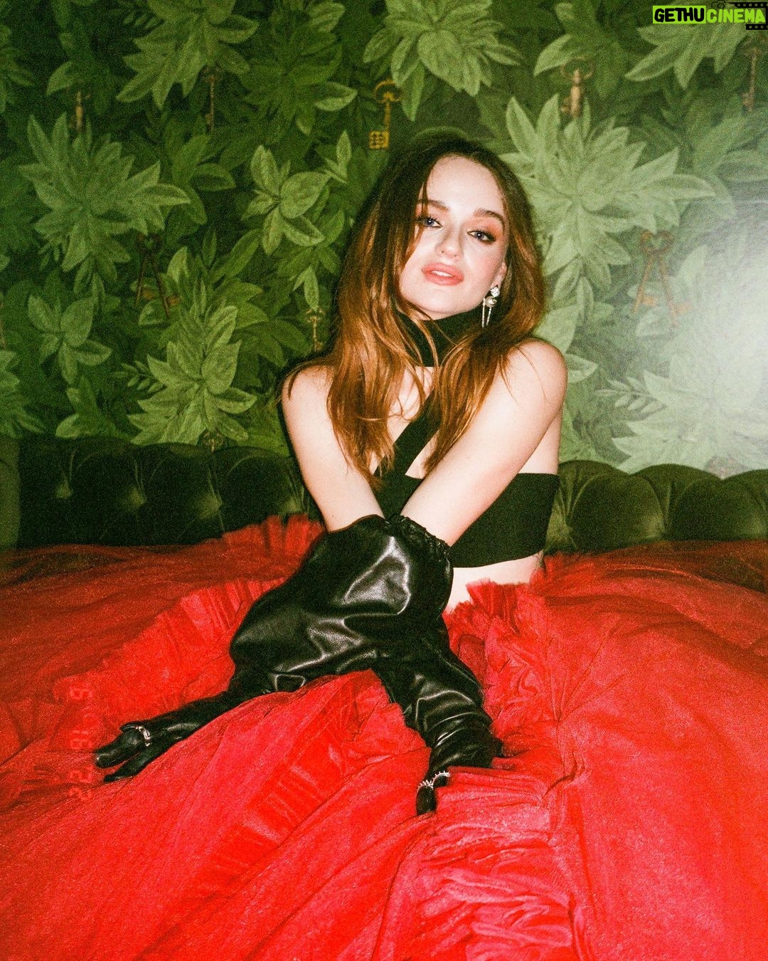 Joey King Instagram - A skirt made from the blood of my enemies for The Princess premiere ☺️ Photos by the wonderful @rogerkisby Gown by the amazing @csiriano