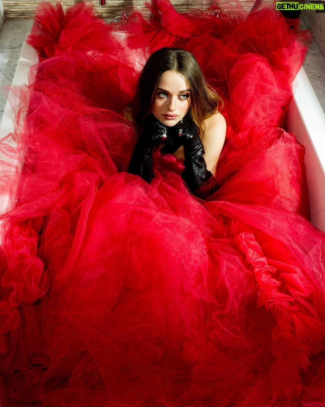 Joey King Instagram - A skirt made from the blood of my enemies for The Princess premiere ☺️ Photos by the wonderful @rogerkisby Gown by the amazing @csiriano