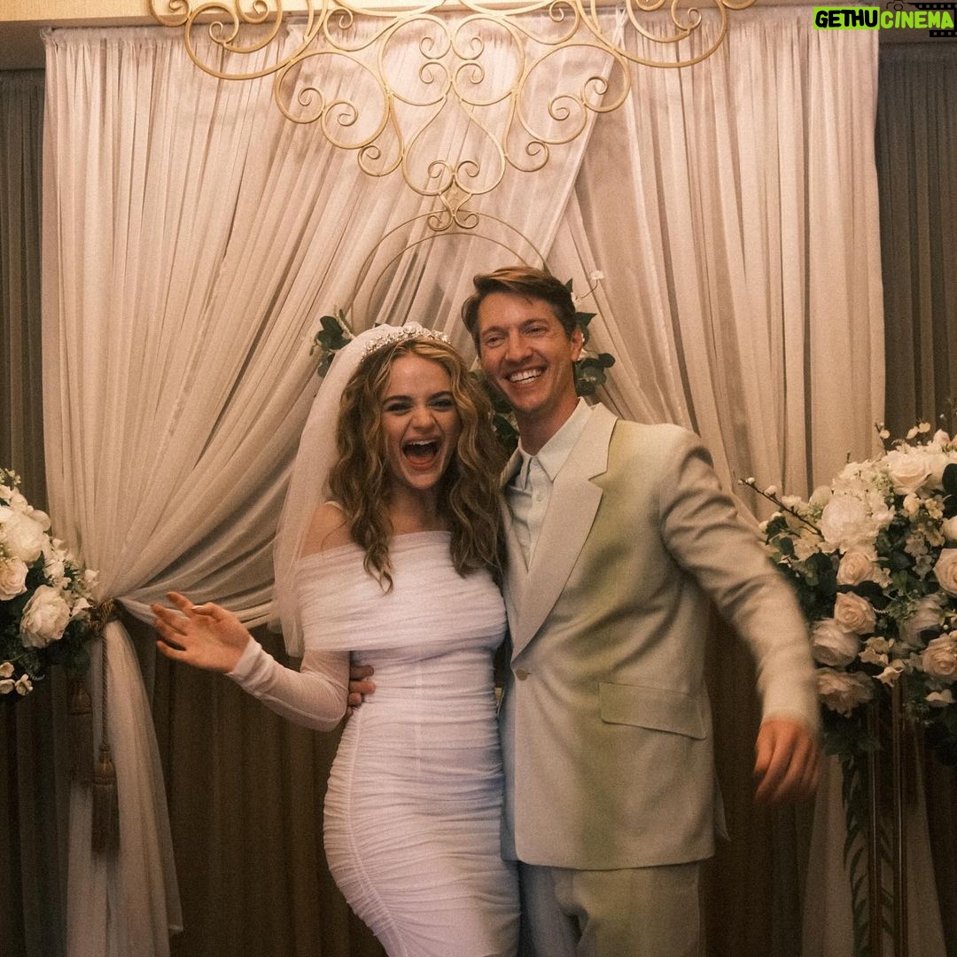 Joey King Instagram - For Valentine’s Day I thought I’d share this rager of a memory. August 19th 2023. Steven and I legally had to get married in the states before our September wedding in Mallorca. Obviously we wanted it to be a bit of a party. So we got some sickeningly hot outfits, gathered family (my mom made me a bouquet from the dollar store), hit up a place called Same Day Marriage in Los Angeles, and went bowling and partied. Happy Valentines Day you babes!!!