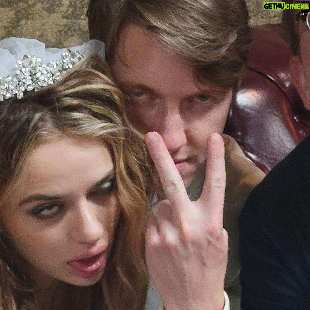 Joey King Instagram - For Valentine’s Day I thought I’d share this rager of a memory. August 19th 2023. Steven and I legally had to get married in the states before our September wedding in Mallorca. Obviously we wanted it to be a bit of a party. So we got some sickeningly hot outfits, gathered family (my mom made me a bouquet from the dollar store), hit up a place called Same Day Marriage in Los Angeles, and went bowling and partied. Happy Valentines Day you babes!!!