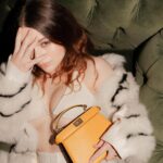 Joey King Instagram – My favorite pop of color 
#FendiPeekaboo #ad 
@fendi 
@mrkimjones 
@silviaventurinifendi