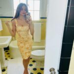 Joey King Instagram – 🚽