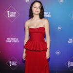 Joey King Instagram – HOLY CANNOLI!!!!! I was too excited last night to post but I CANT BELIEVE that I won Peoples Choice Comedy Movie Star and that @thekissingboothnetflix won Choice Comedy Movie!! Thank you so much to everyone who voted. My lil’ heart is absolutely overflowing with joy. I’m eating cereal next to my award right now (jk I’m lying they have to send me my award in the mail still so I’m eating cereal with Angel and making her sit up straight like an award) 🤪 I love you all so much. I really can’t stop smiling. KISSING BOOTH 3 SUMMER 2021 BABY!!!!