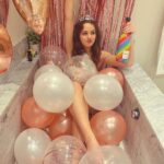 Joey King Instagram - 21 never looked so good...I knew I’d age well 👴🏼