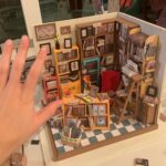 Joey King Instagram – And here it is! My diorama for @theinvisiblecolor art club put on by @patriciaarquette & @e_whitey. I am so proud of this 😭 it took me about three weeks to build everything you see here. 📚🖼☺️ #theinvisiblecolor song : Home Again @michaelkiwanuka