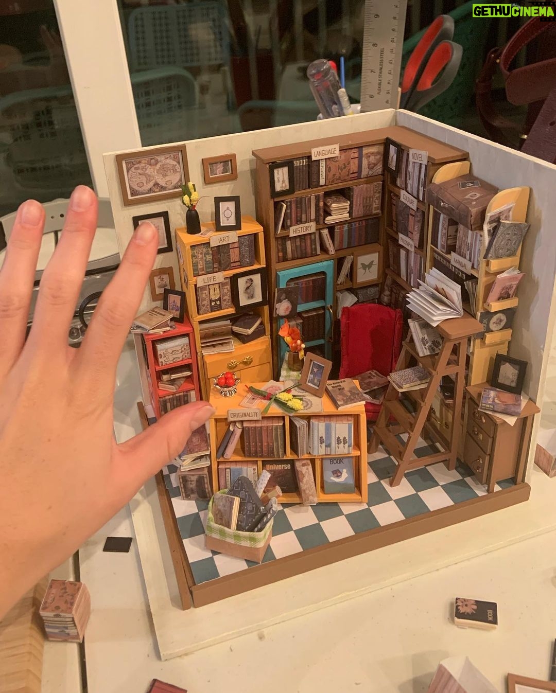 Joey King Instagram - And here it is! My diorama for @theinvisiblecolor art club put on by @patriciaarquette & @e_whitey. I am so proud of this π it took me about three weeks to build everything you see here. ππΌβΊοΈ #theinvisiblecolor song : Home Again @michaelkiwanuka