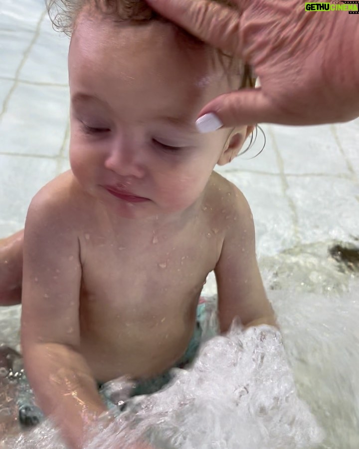 Joffrey Charles Instagram - Pool day with @ophelyratte (Epholy/Millie selon Maya) et kran-Maman @martine.maisonneuve