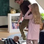 Johannes Nymark Instagram - Det var en god Påske🐣 Venner, familie og den bedste tv-serie længe ❤️ #beef #easter #easterbeef