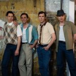 Johannes Nymark Instagram - I aften har vi endelig premiere på JERSEY BOYS. Den har været længe under vejs, men nu er vi her. Det eneste gode ved corona-udsættelsen er, at vi fire fik tid og oplevelser sammen - vi var blandt andet i NYC og London sammen, og det er bare pisse fedt at stå på scenen med jer: @mikkelhoe @s_rentorpegaardlund @jesperpaasch Og sammen med et virkelig stærkt ensemble også. Måske du skulle lægge vejen forbi Tivoli snart??:) Vi spiller ikke længe❤️ @lionmusicals #jerseyboys