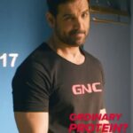 John Abraham Instagram - Right nutrition is as important for your muscle building as petrol is to your car. ✅ Ordinary protein supplements lack the right nutrition with a good balance. Sirf GNC deta hai ek sahi Protein apke saare fitness goals ke liye 🙌🏽 GNC Pro Performance 100% Whey Protein, formulated in USA, gives me all the nutritional support I need to gain massive muscles and defined abs. 💪🏽 Isme added DigeZyme se the protein becomes easy to digest with no bloating. If you want results, don’t compromise on your nutrition! Choose right, Choose GNC 100% Whey Protein! 💯 Get it at their website now on www.guardian.in. #GNC #LiveWell #GNCIndia #WheyProteins #Gym #gymlife