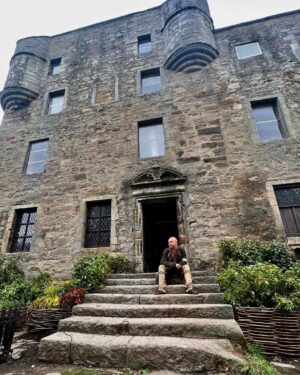 John Bell Instagram - HAPPY BIRTHDAY YOUNG IAN!!! 

Born 15th November 1752 at Lallybroch. We’ve been on quite the adventure together. From Scotland to Jamaica to the USA I’ve carried you with me for many years. You will always be a part of me. Can’t wait to show you all this next chapter. 

Thank-you @outlander_starz and #dianagabaldon for entrusting me with our favourite rapscallion. It’s been a blast.