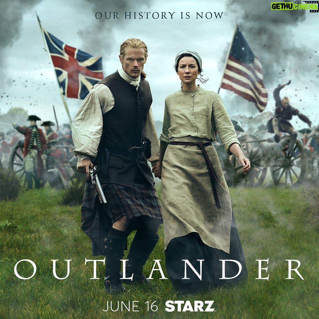 John Bell Instagram - Nock your arrows… 🏹 IT’S TIME!!! The drought is officially over 😩 @outlander_starz S7 E1 is here! Watch the #Outlander Season 7 premiere now on the STARZ App in the US and LIONSGATE+ in the UK. #Outlander @starz @lionsgateplusuk