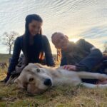 John Bell Instagram - 🚨 Outlander WRAPPED 🚨 Bit late to the party, but as you are all aware now we have officially wrapped on Outlander Season 6! Despite all of the challenges thrown our way we have made it to the end and I couldn’t be prouder of the results. Masks were worn, tears were shed, and Sassenachs got sassy Thank-you to my amazing cast mates and our incredible crew for an unforgettable season. To the fans, watch out! Young Ian and Rollo’s adventures are well on their way to your 📺 🐺🏹✨🥃 Fraser's Ridge, North Carolina