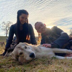 John Bell Instagram - 🚨 Outlander WRAPPED 🚨

Bit late to the party, but as you are all aware now we have officially wrapped on Outlander Season 6! Despite all of the challenges thrown our way we have made it to the end and I couldn’t be prouder of the results. Masks were worn, tears were shed, and Sassenachs got sassy

Thank-you to my amazing cast mates and our incredible crew for an unforgettable season. 

To the fans, watch out! Young Ian and Rollo’s adventures are well on their way to your 📺

🐺🏹✨🥃