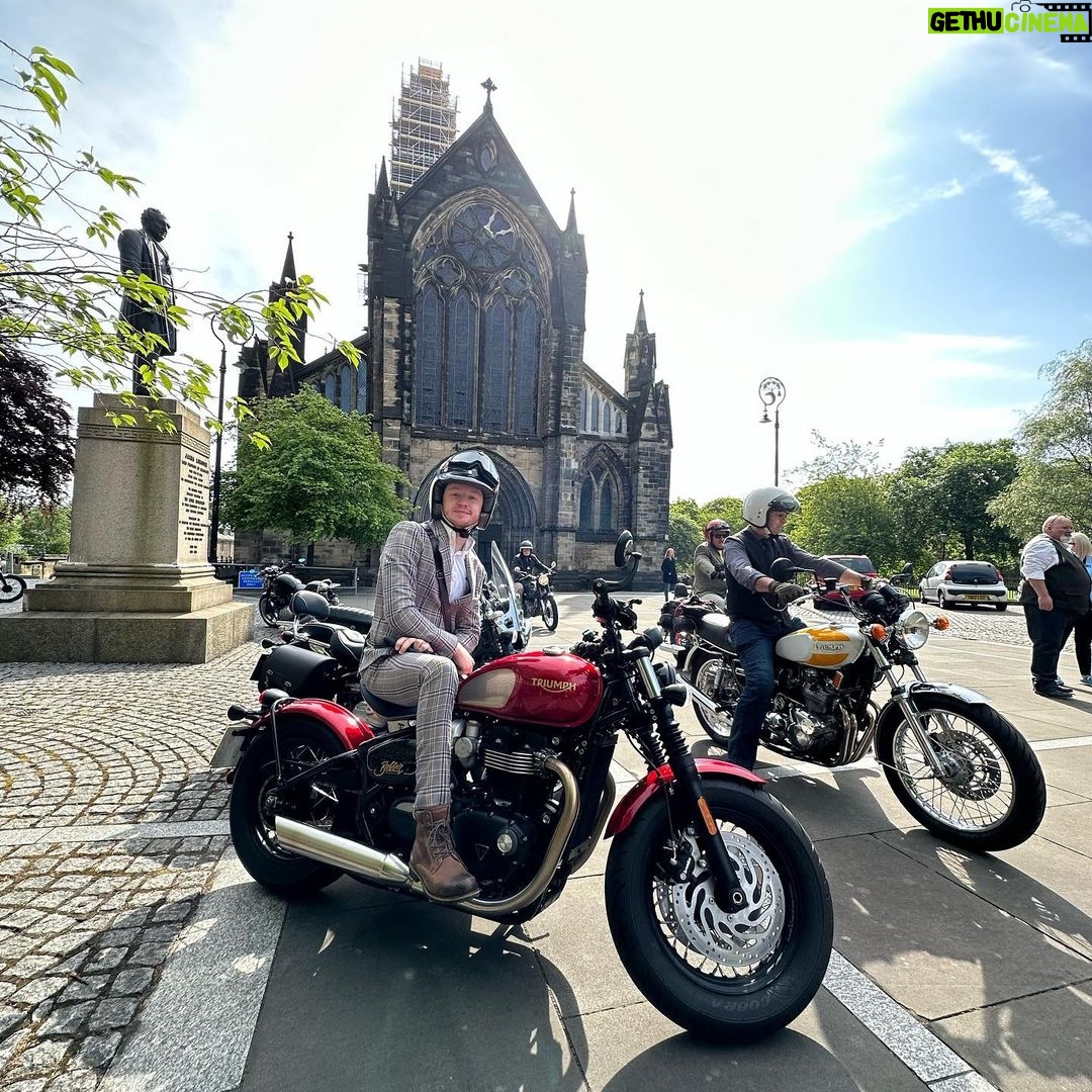 John Bell Instagram - ☠️ Sons of Dappery ☠️ @gentlemansride