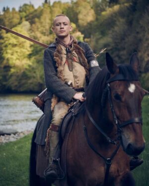 John Bell Instagram - HAPPY BIRTHDAY YOUNG IAN!!! 

Born 15th November 1752 at Lallybroch. We’ve been on quite the adventure together. From Scotland to Jamaica to the USA I’ve carried you with me for many years. You will always be a part of me. Can’t wait to show you all this next chapter. 

Thank-you @outlander_starz and #dianagabaldon for entrusting me with our favourite rapscallion. It’s been a blast.